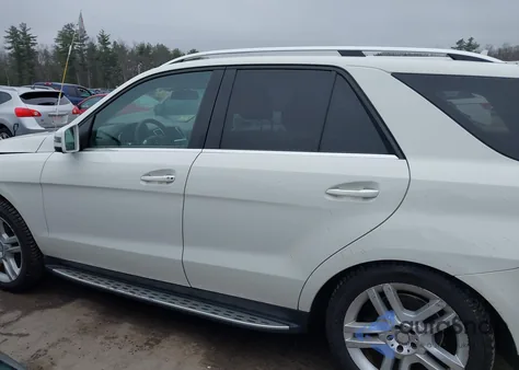 2013 Mercedes-Benz Ml 350 4Matic z USA, uszkodzony, nr VIN 4JGDA5HB1DA101853